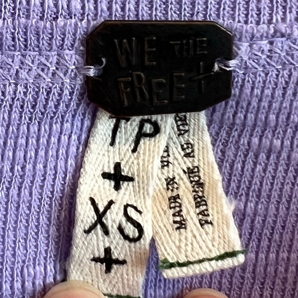 Free People Off The Shoulder Sweater - Picture 6 of 7